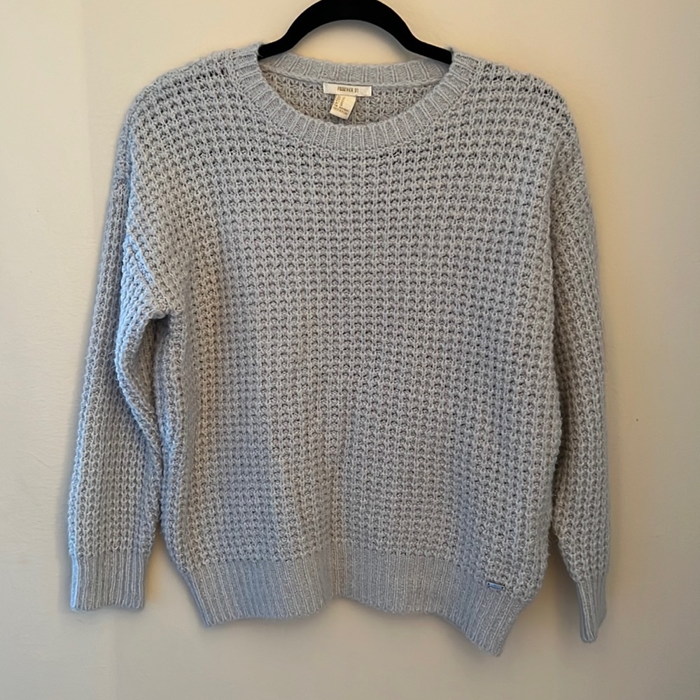 Forever 21 light blue medium knitted sweater